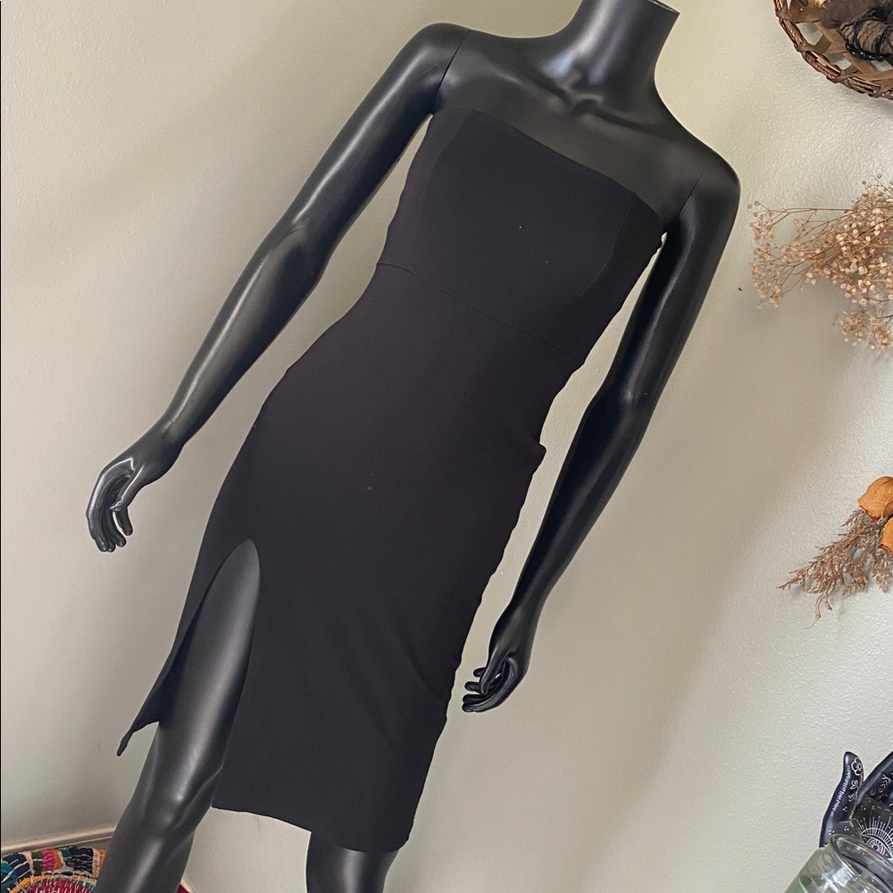 Forever 21 Black Strapless Dress